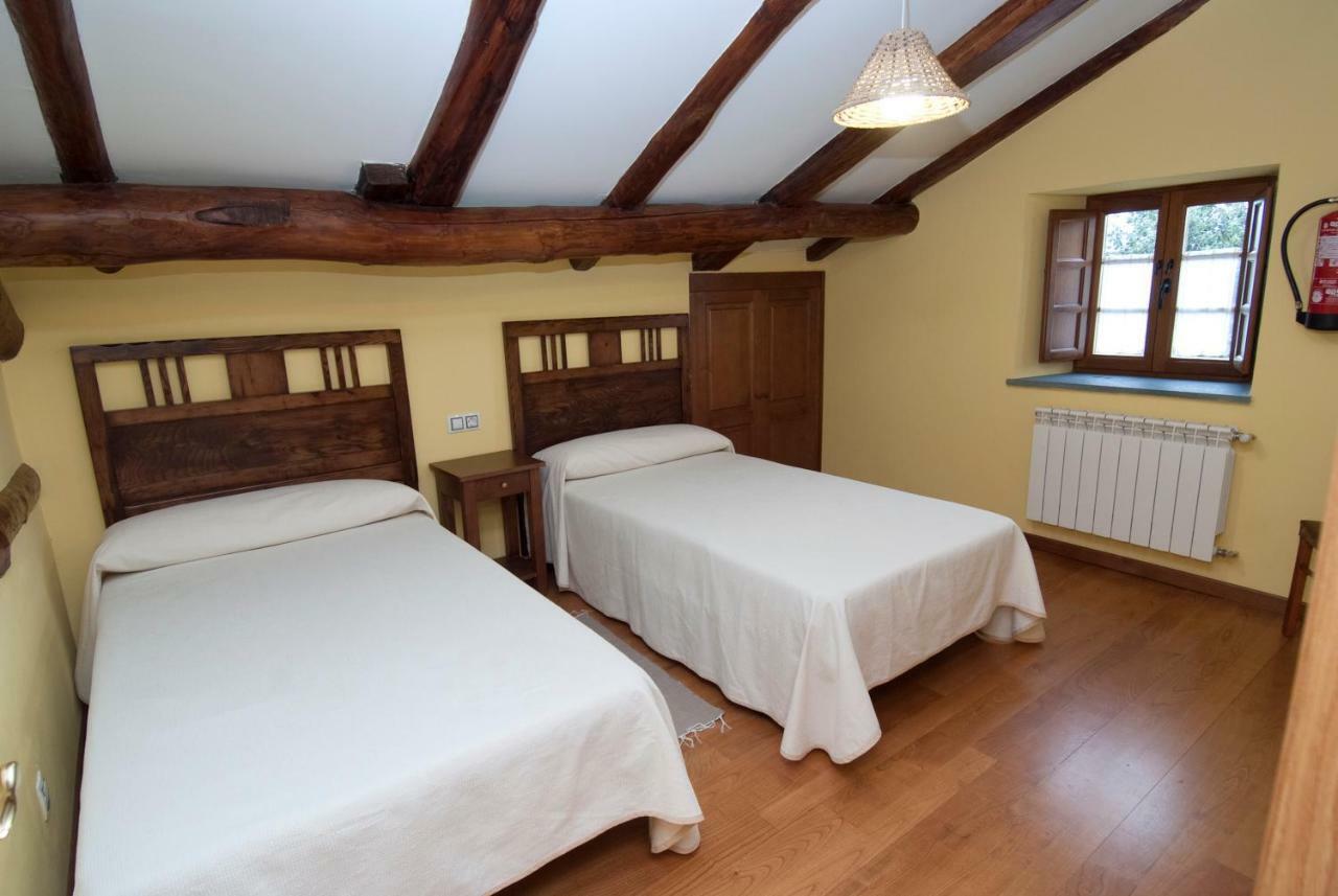 Apartamentos Rurales Tia Vicenta Santa Eulalia de Oscos Exterior photo
